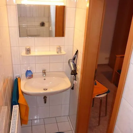 Ferienwohnung-rita-eins شقة *